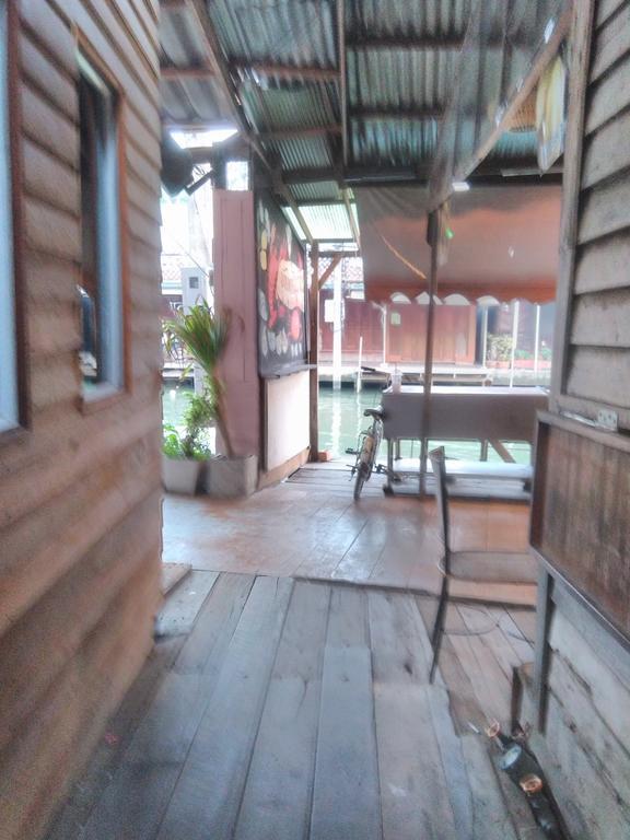 Patchaya Guesthouse Amphawa Habitación foto
